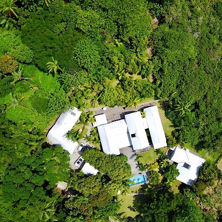 Red Coconut Self-Catering Apartamento Baie Lazare  Exterior foto